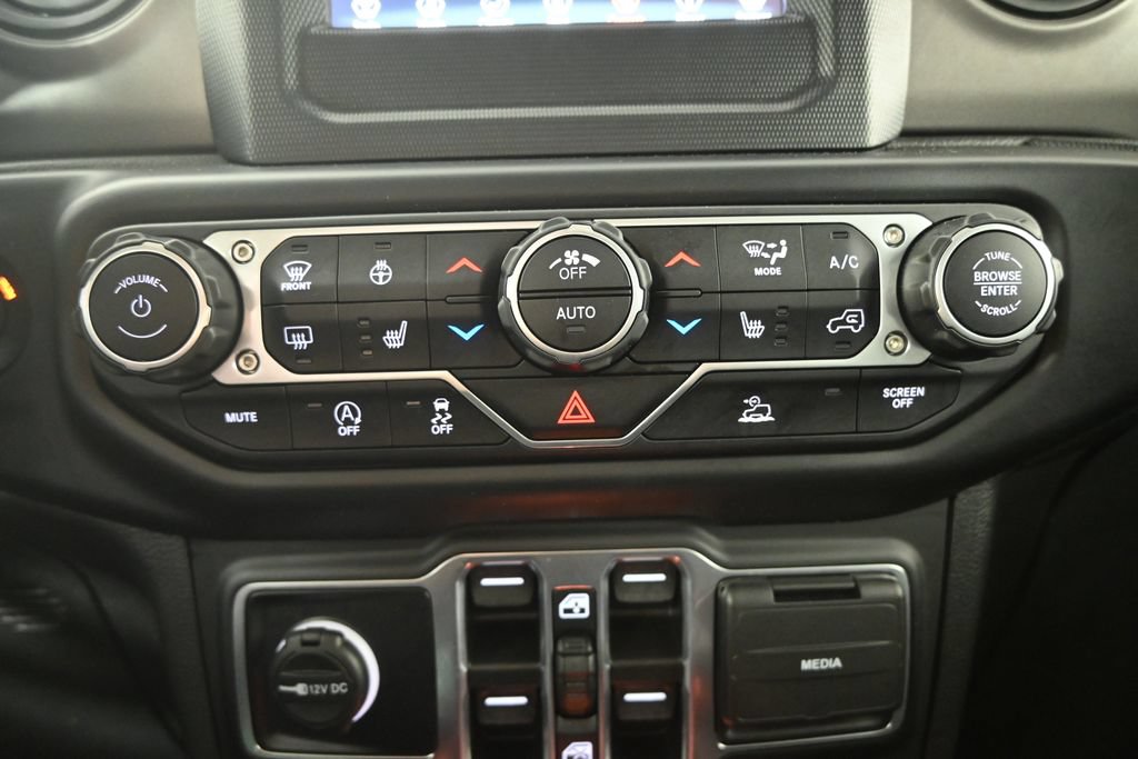 Used 2023 Jeep Gladiator Sport AWD/4WD image 29