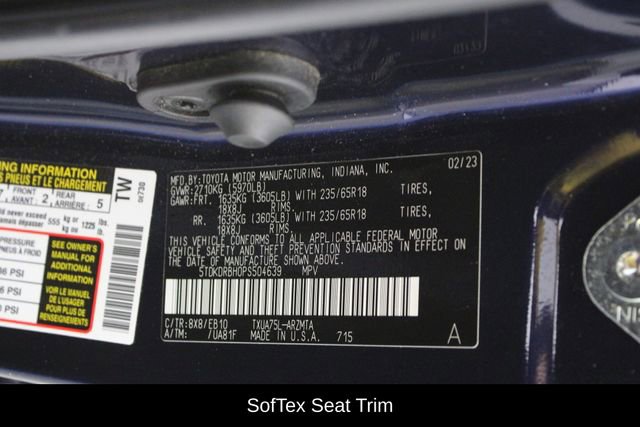 Used 2023 Toyota Highlander XLE image 22