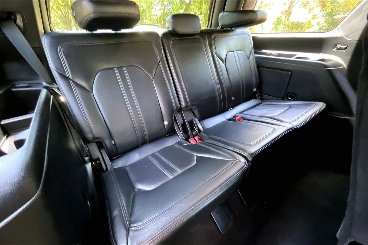 Used 2019 Ford Expedition Limited AWD/4WD image 36