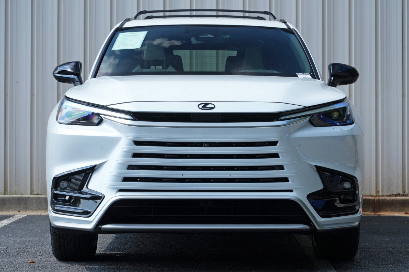 Used 2026 Lexus TX 500h AWD w/ Technology Package image 7
