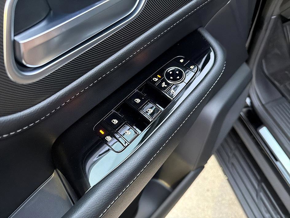 New 2026 INFINITI QX80 Pure w/ Cargo Package image 10