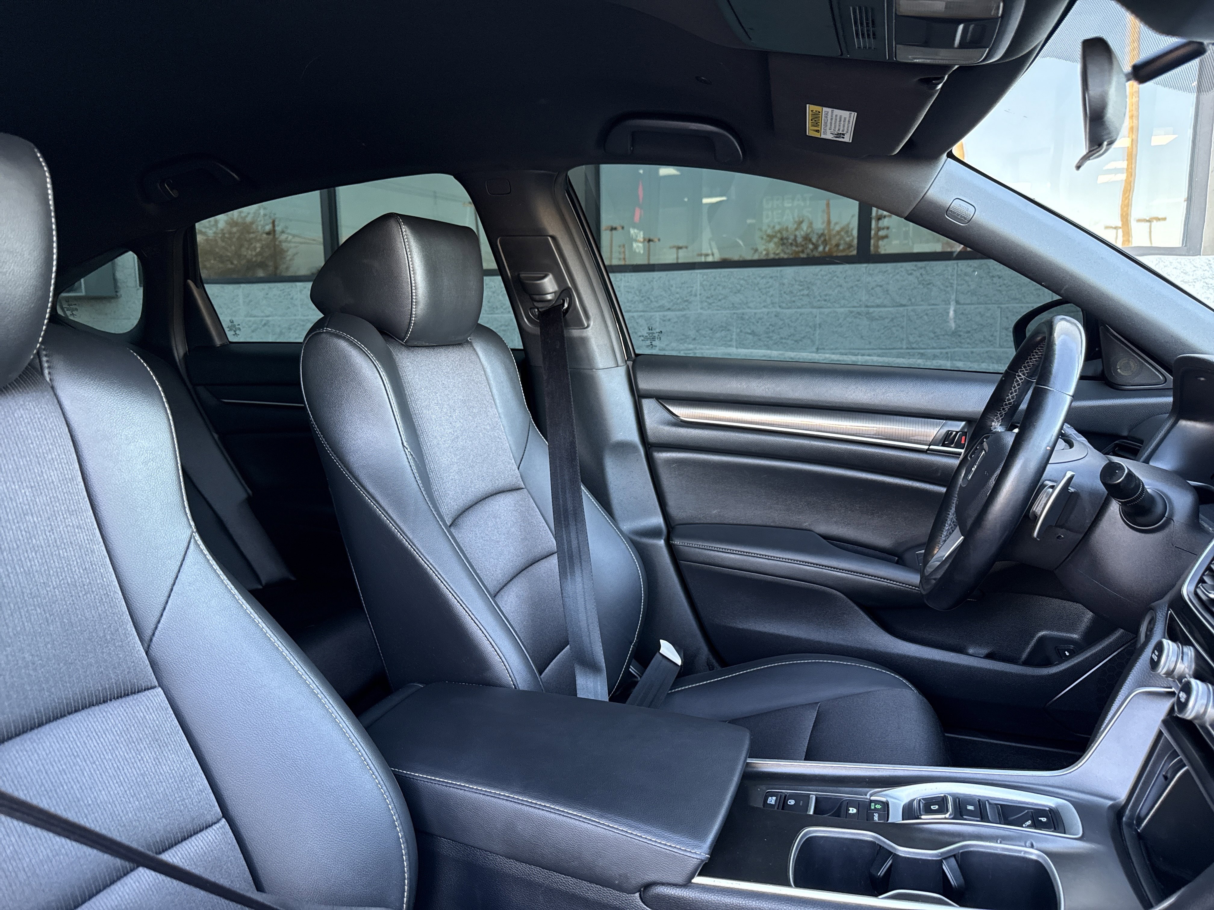 Used 2022 Honda Accord Sport image 41