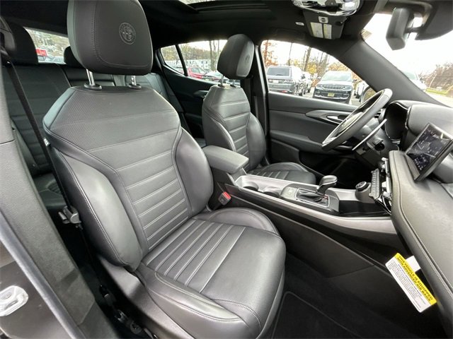 Used 2024 Alfa Romeo Tonale Veloce w/ Premium Interior Package image 25