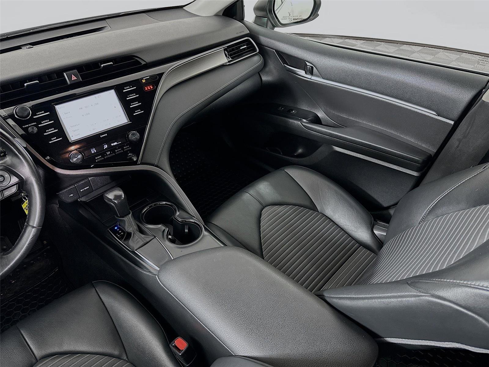 Certified 2020 Toyota Camry SE FWD image 23