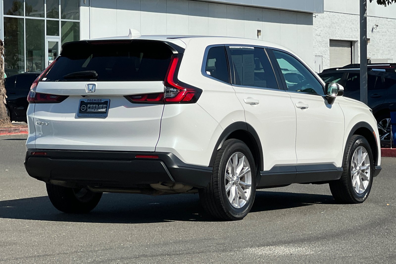 Used 2024 Honda CR-V EX image 4