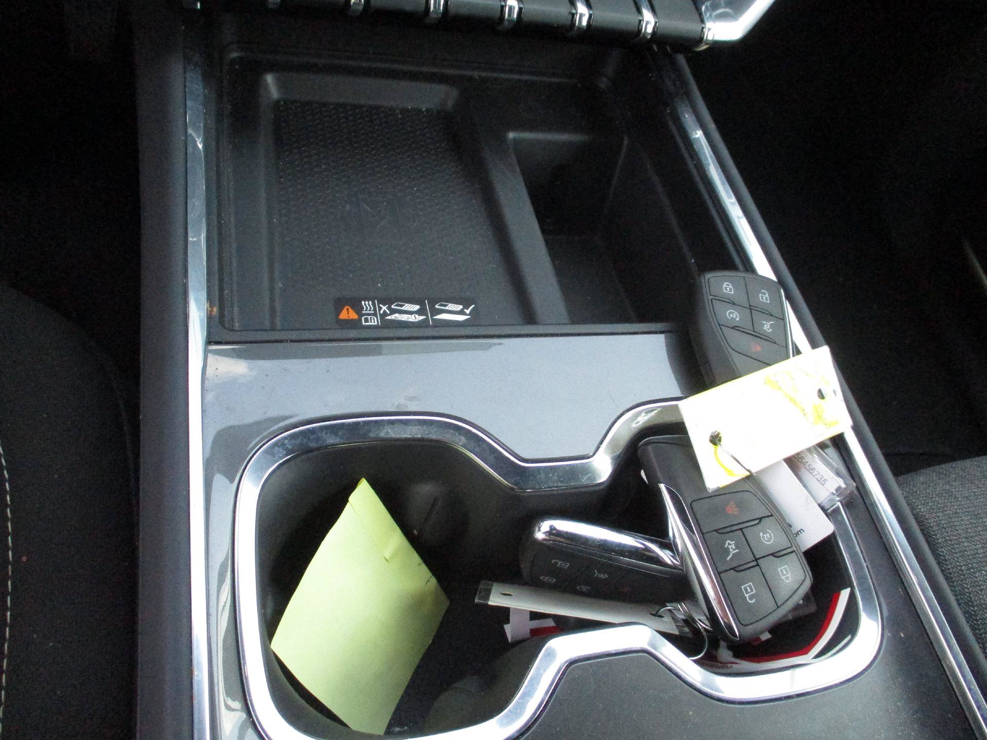 Used 2025 GMC Acadia Elevation FWD image 16