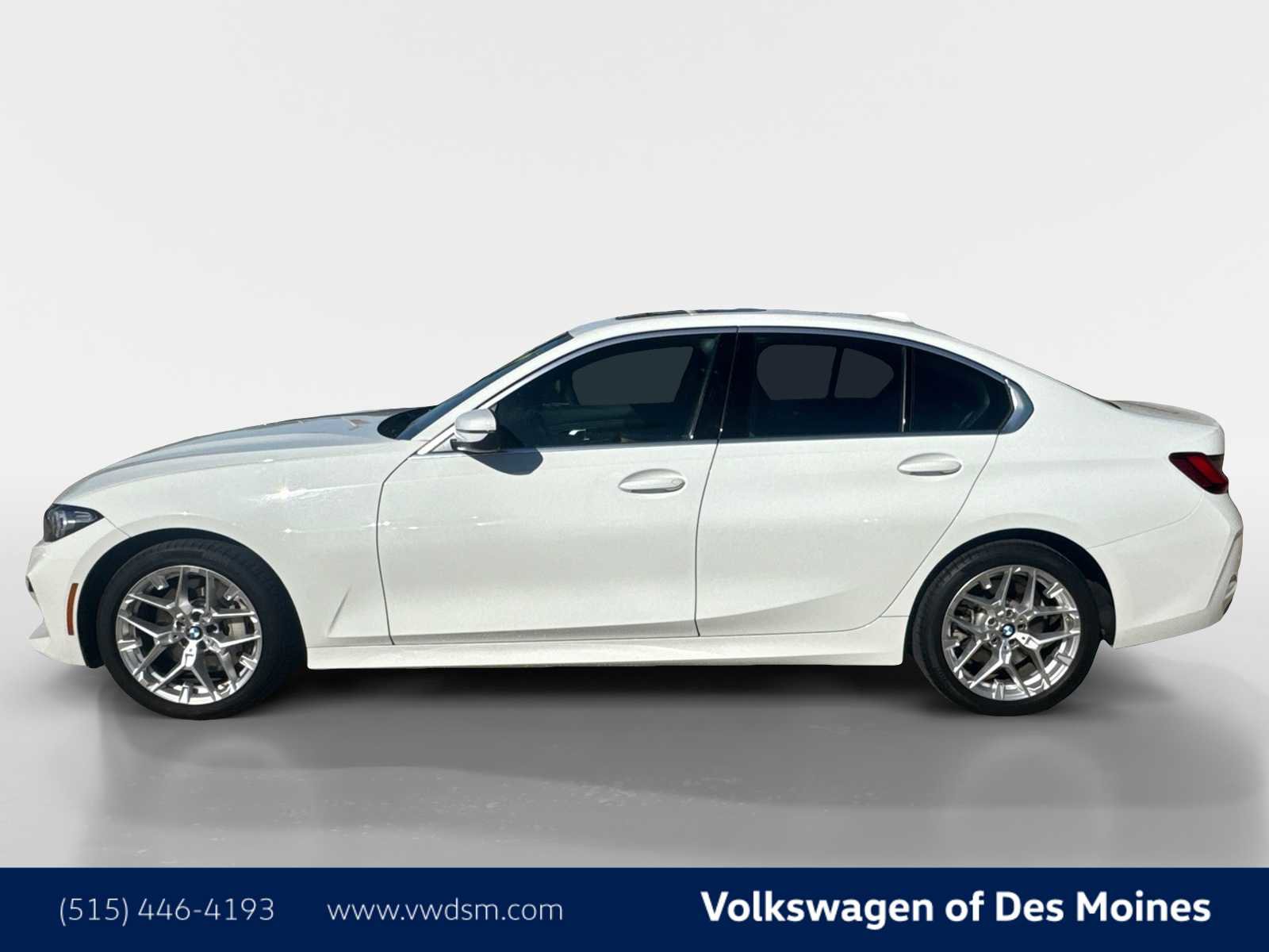 Used 2025 BMW 330i xDrive Sedan image 3