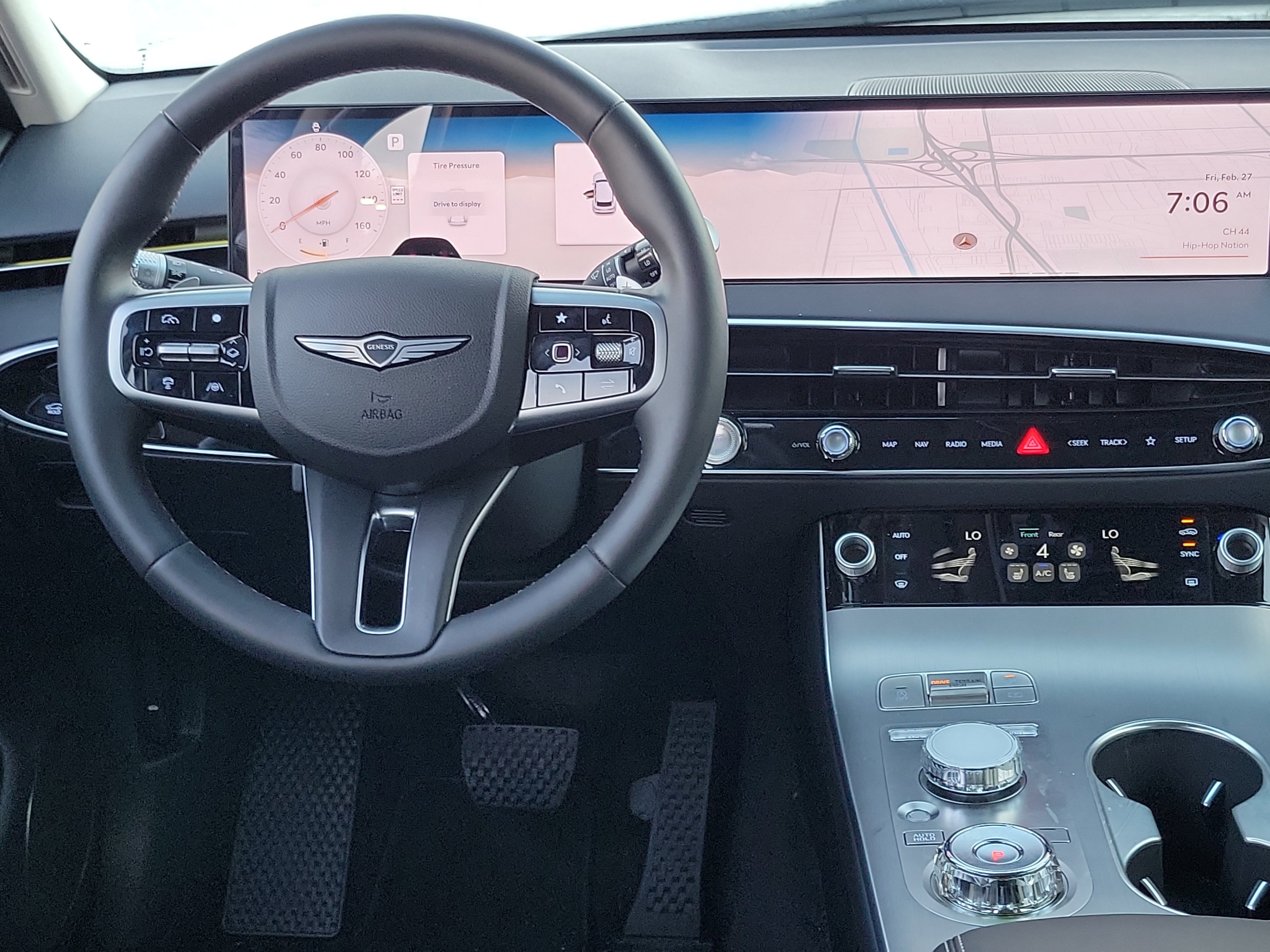 Certified 2026 Genesis GV70 2.5T Select image 6