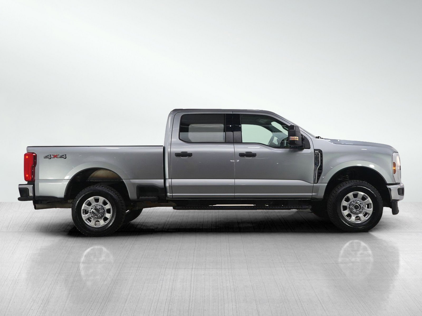 Used 2024 Ford F250 XLT image 6