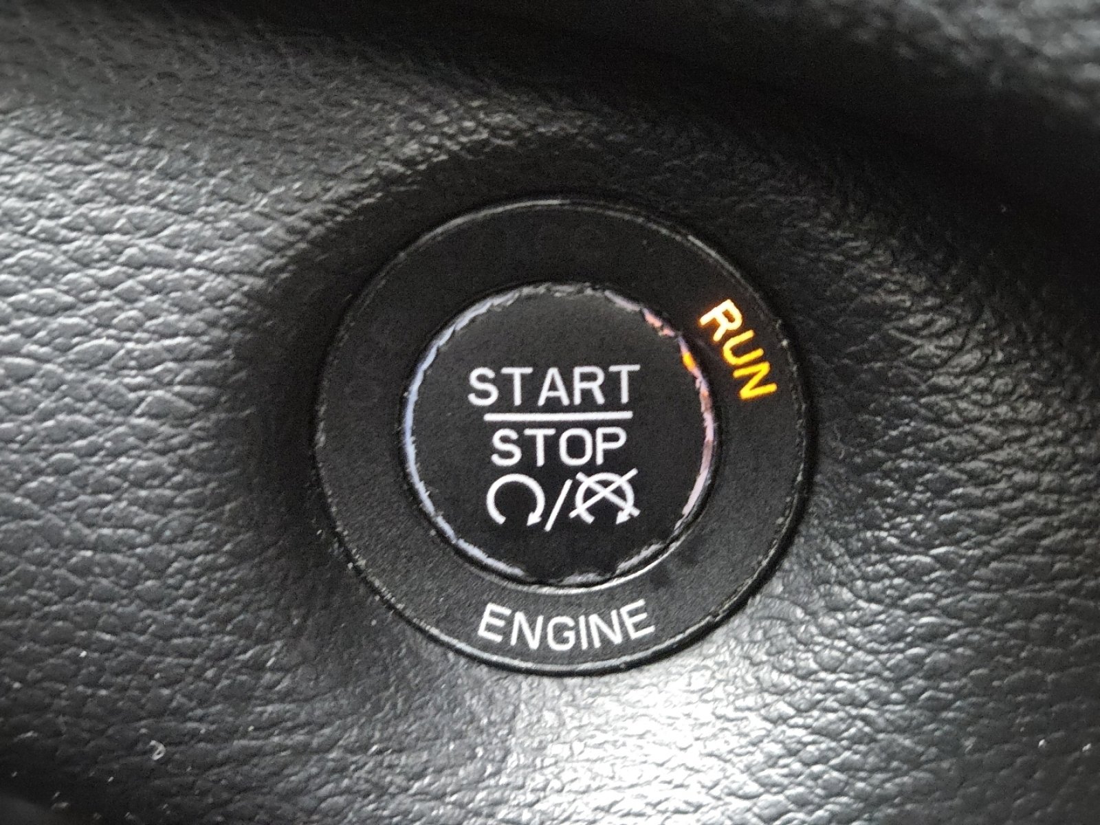 Used 2014 Jeep Cherokee Latitude w/ Comfort/Convenience Group image 29