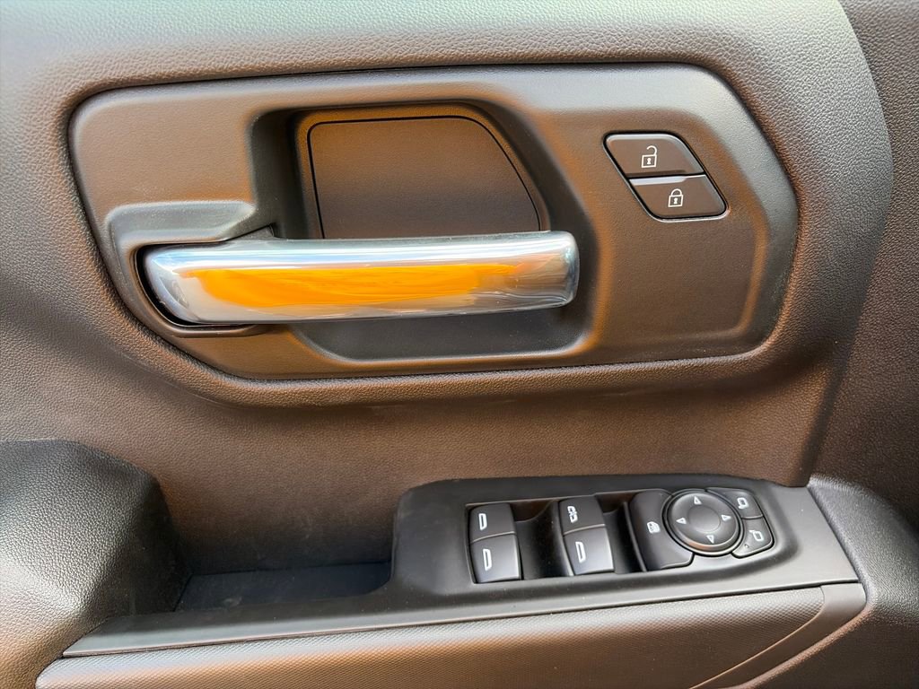 New 2026 Chevrolet Silverado 1500 Custom Trail Boss w/ LPO, Dark Essentials Package AWD/4WD image 16