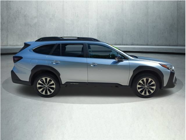 Used 2023 Subaru Outback Limited XT AWD/4WD image 7