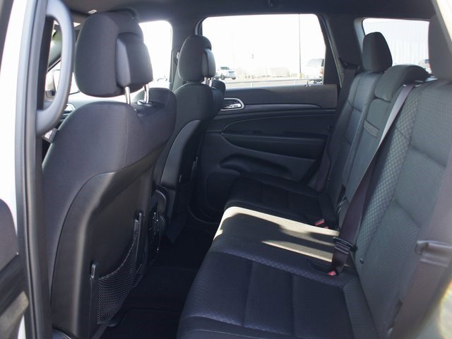 Used 2020 Jeep Grand Cherokee Laredo image 13