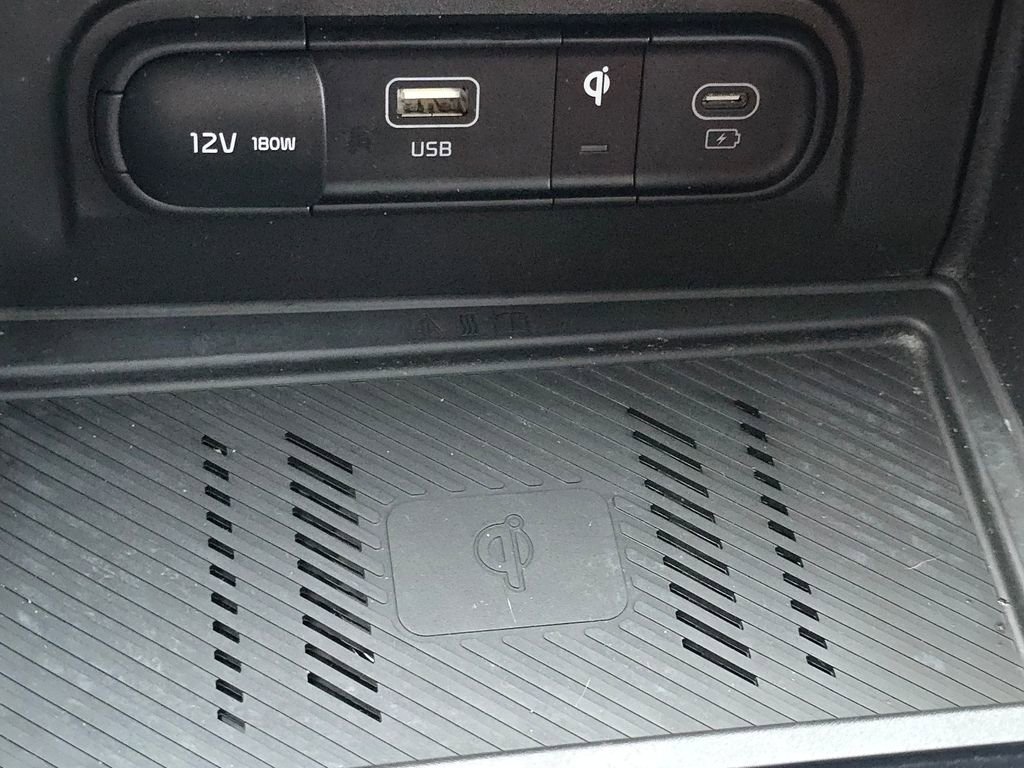 Used 2023 Kia Sportage SX image 10