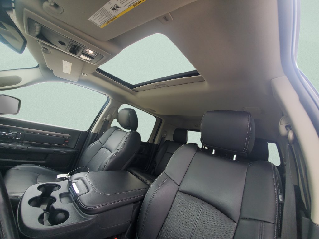 Used 2018 RAM 2500 Laramie w/ Sport Appearance Group AWD/4WD image 21