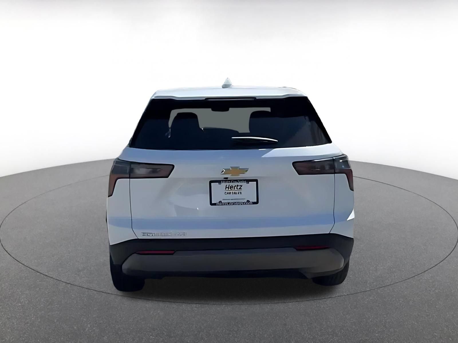 Used 2025 Chevrolet Equinox LT AWD/4WD image 13