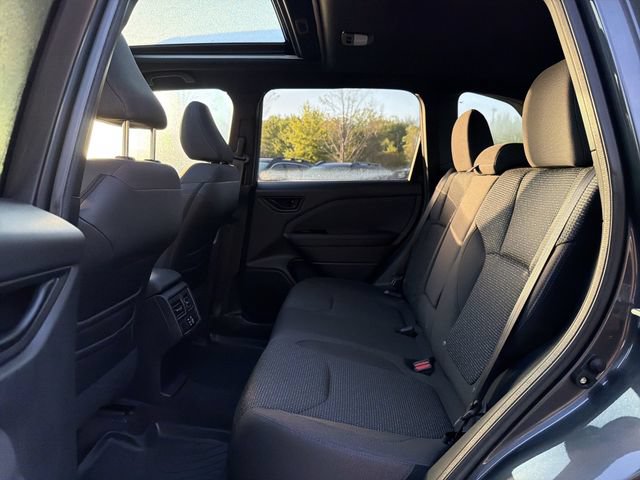 Used 2026 Subaru Forester Premium AWD/4WD image 12
