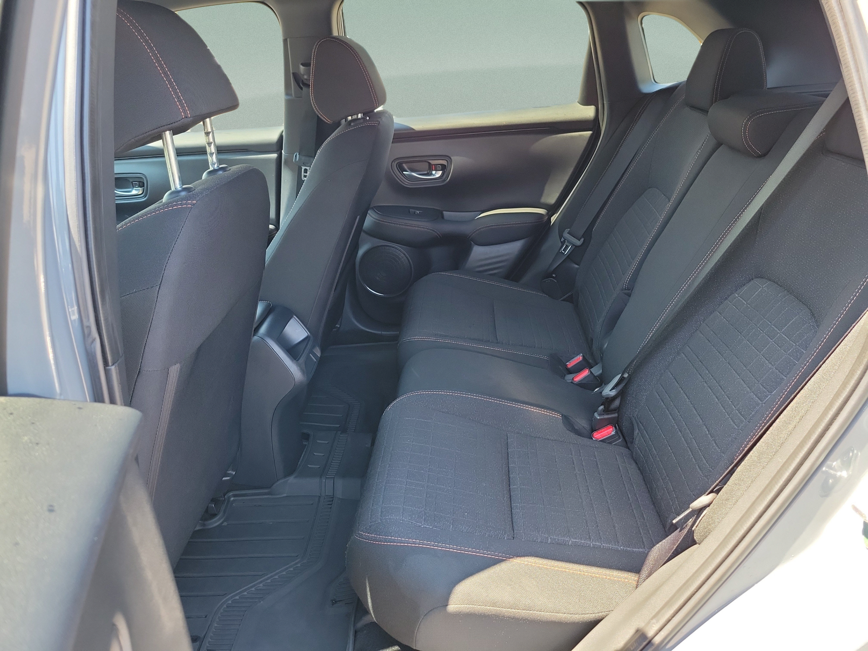 Certified 2025 Honda HR-V Sport image 9