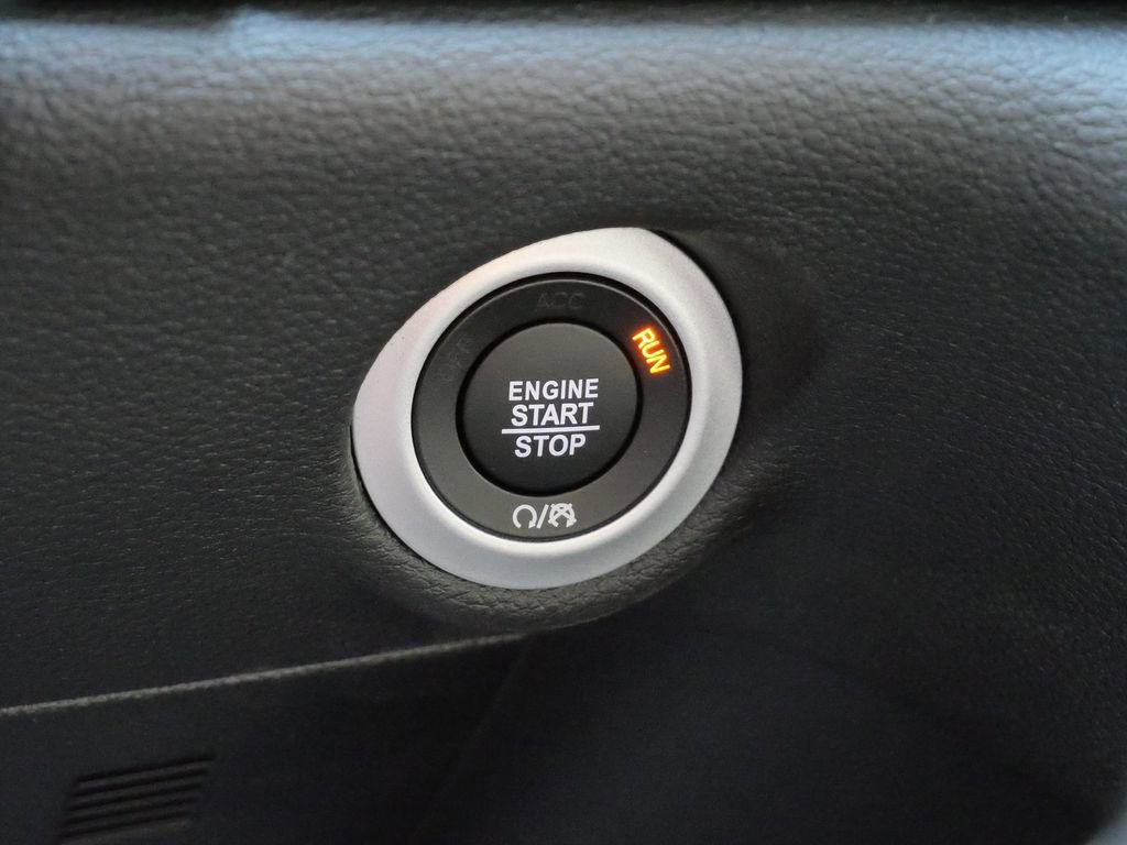 New 2026 Chrysler Pacifica Select image 32