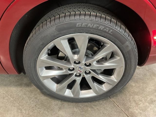 Used 2023 Buick Envision Avenir AWD/4WD image 7