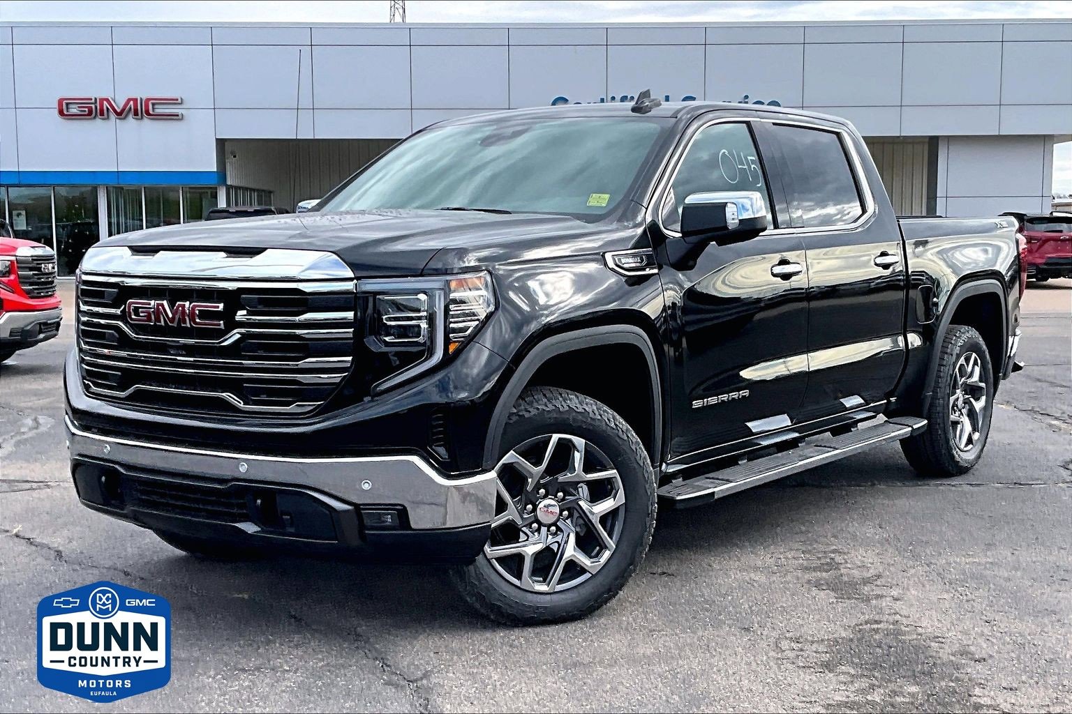 New 2026 GMC Sierra 1500 SLT w/ SLT Premium Plus Package