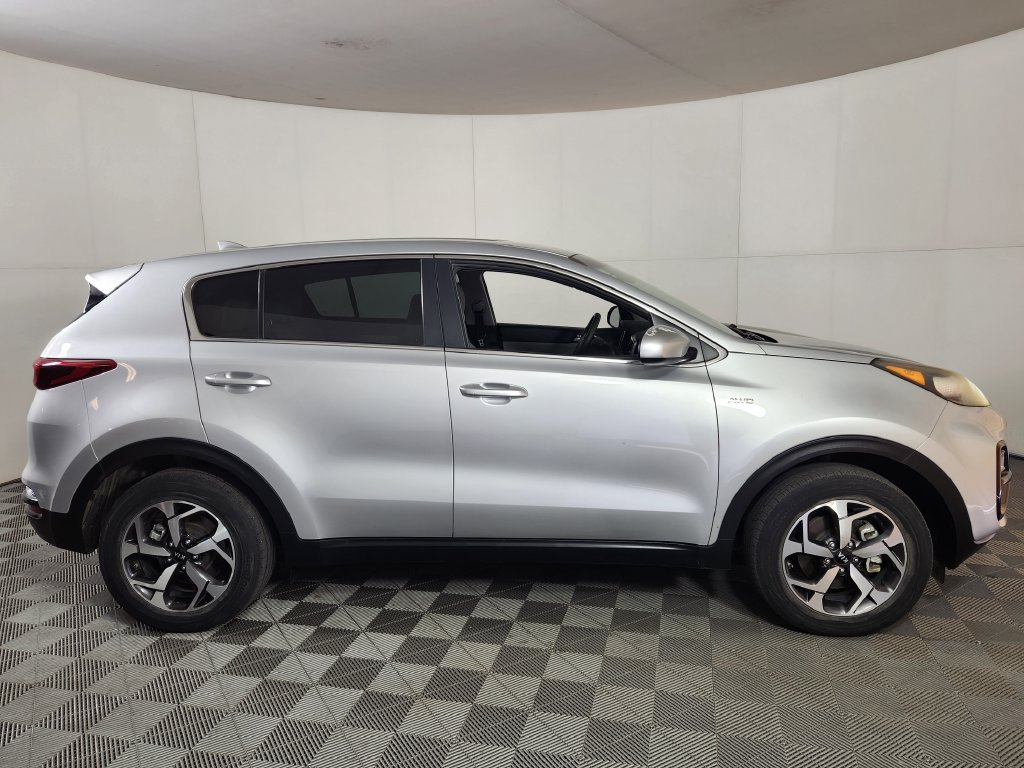 Used 2021 Kia Sportage LX AWD/4WD image 8