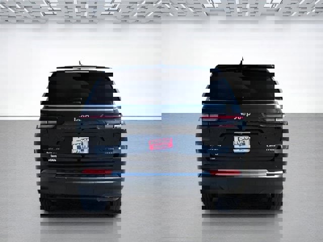 Used 2022 Jeep Grand Cherokee L Limited w/ Luxury Tech Group II image 5