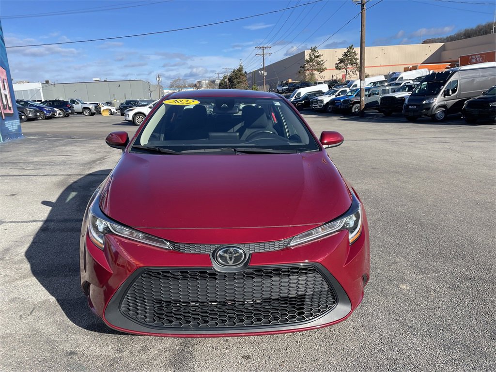 Used 2022 Toyota Corolla LE image 5