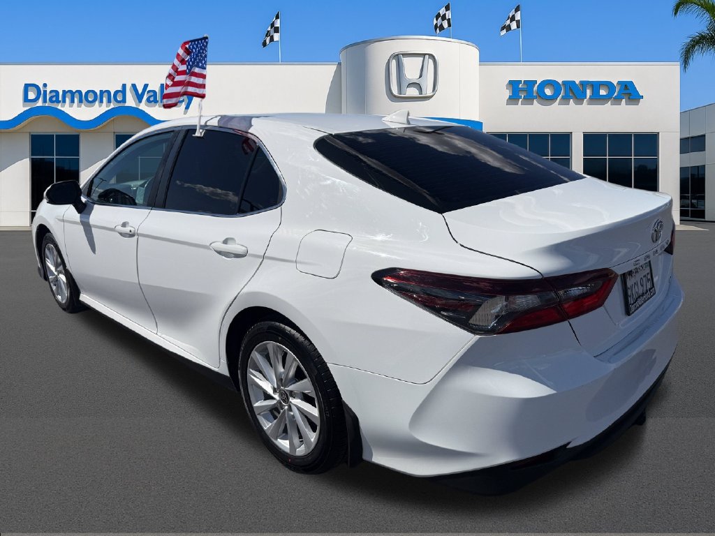 Used 2021 Toyota Camry LE FWD image 4