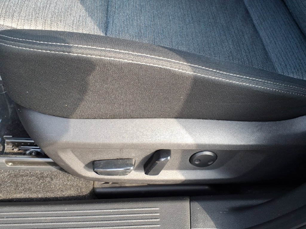 Certified 2023 Nissan Rogue SV AWD/4WD image 16