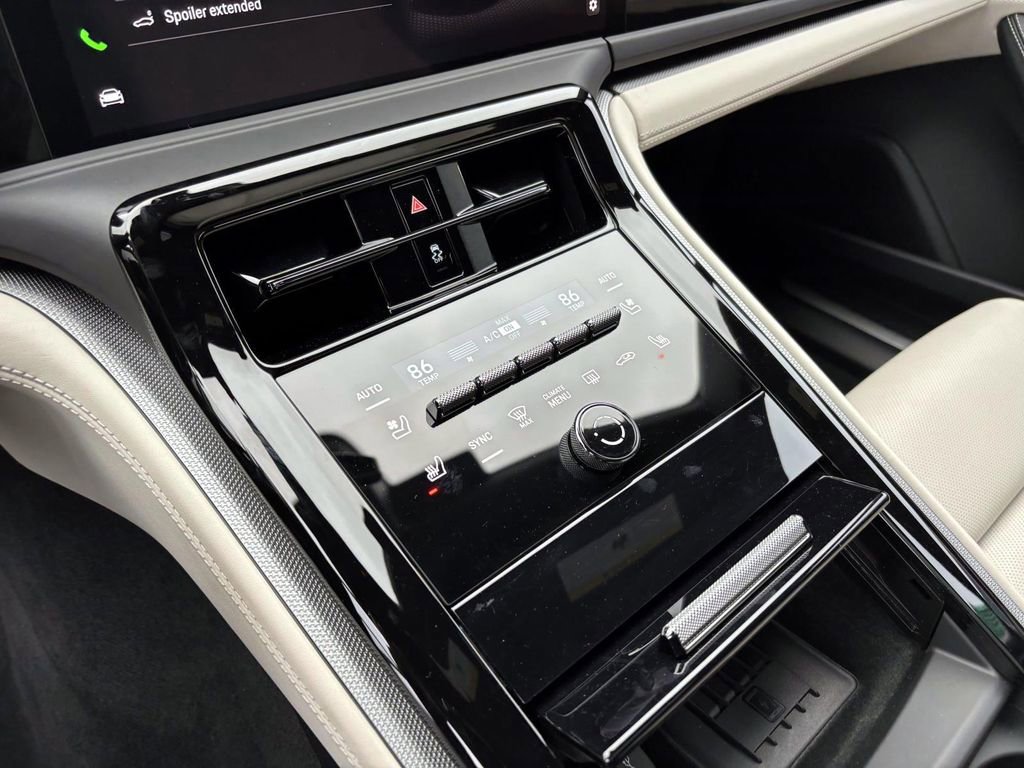 Used 2025 Porsche Panamera 4 image 32