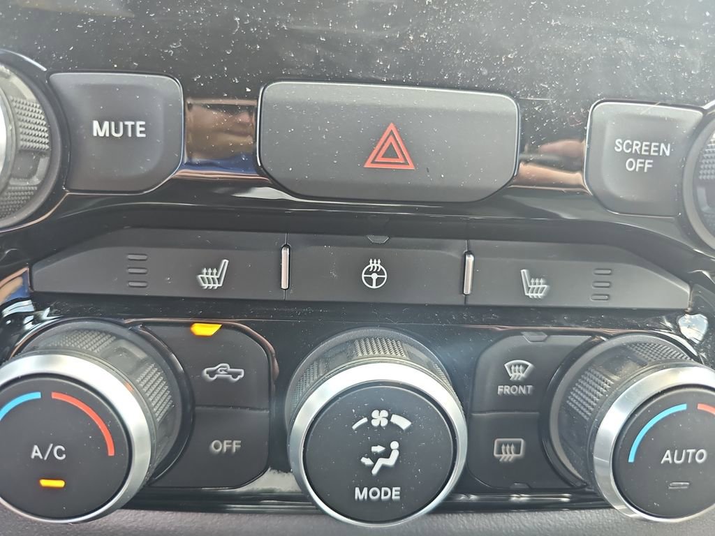 Certified 2022 RAM 1500 Big Horn AWD/4WD image 25