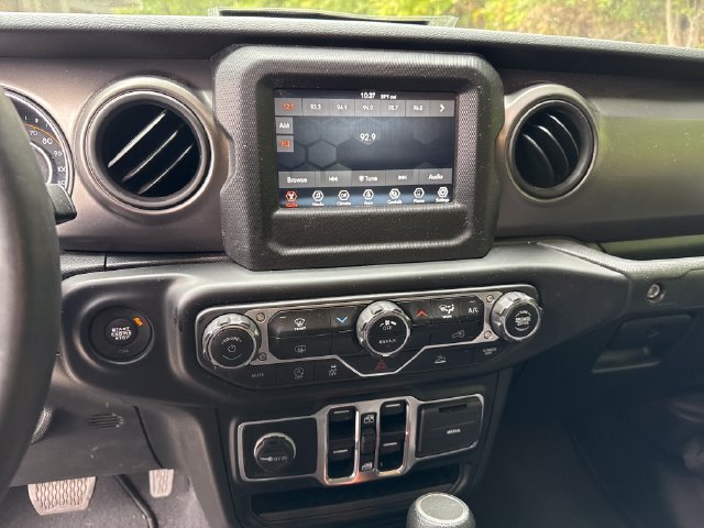 Used 2023 Jeep Gladiator Sport AWD/4WD image 20