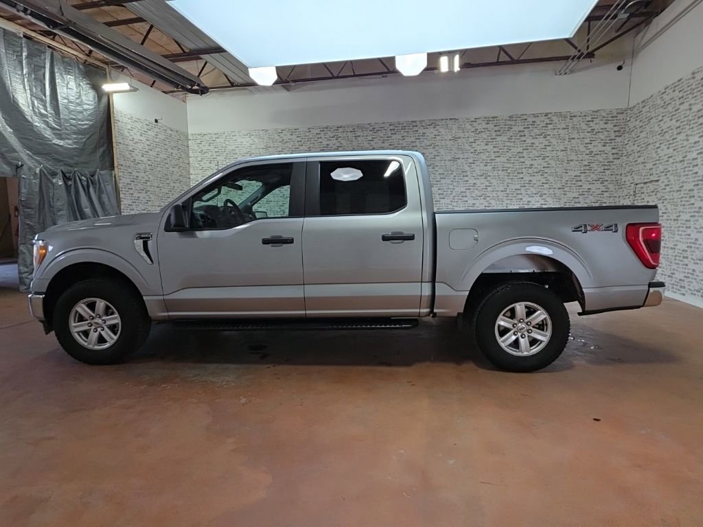 Used 2022 Ford F150 XLT w/ Trailer Tow Package image 6