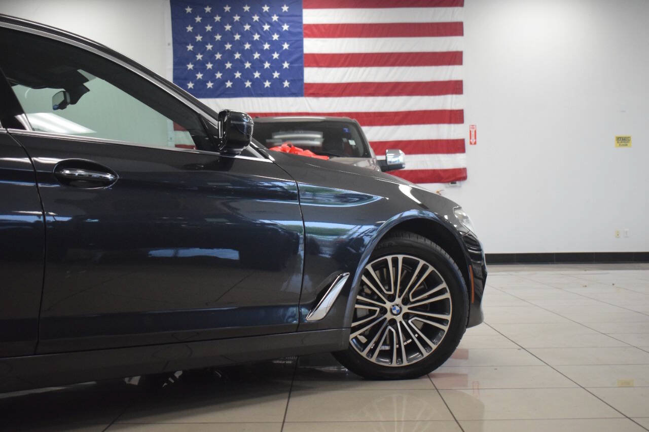 Used 2018 BMW 540i RWD image 33
