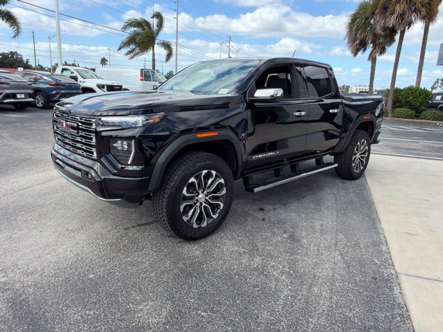 New 2026 GMC Canyon Denali AWD/4WD image 4