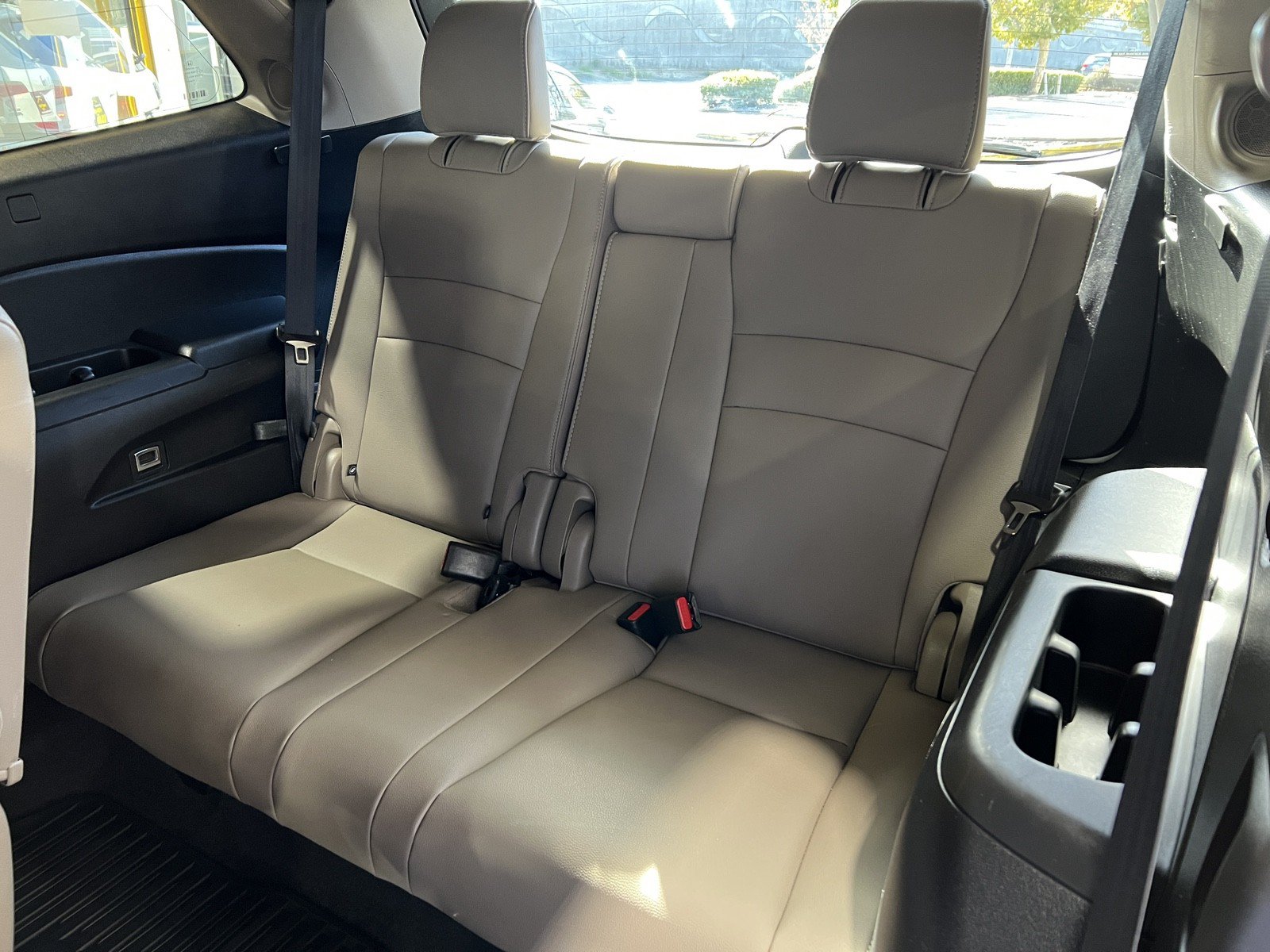 Used 2017 Honda Pilot Elite image 21