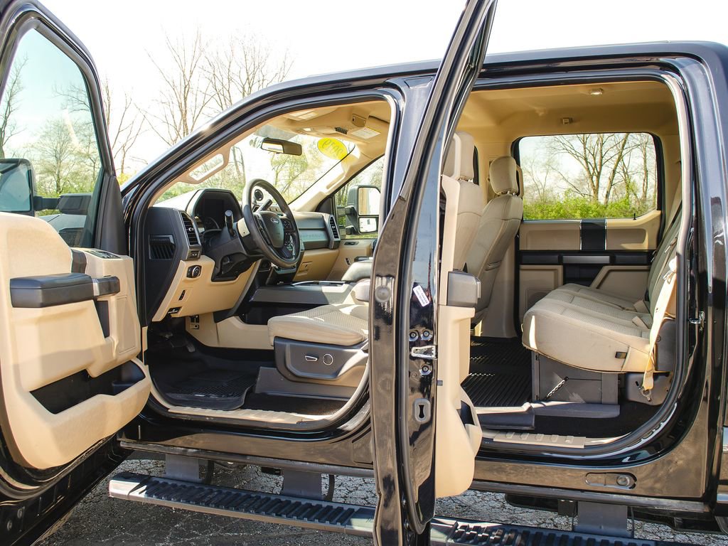 Used 2019 Ford F250 XLT w/ XLT Value Package image 8