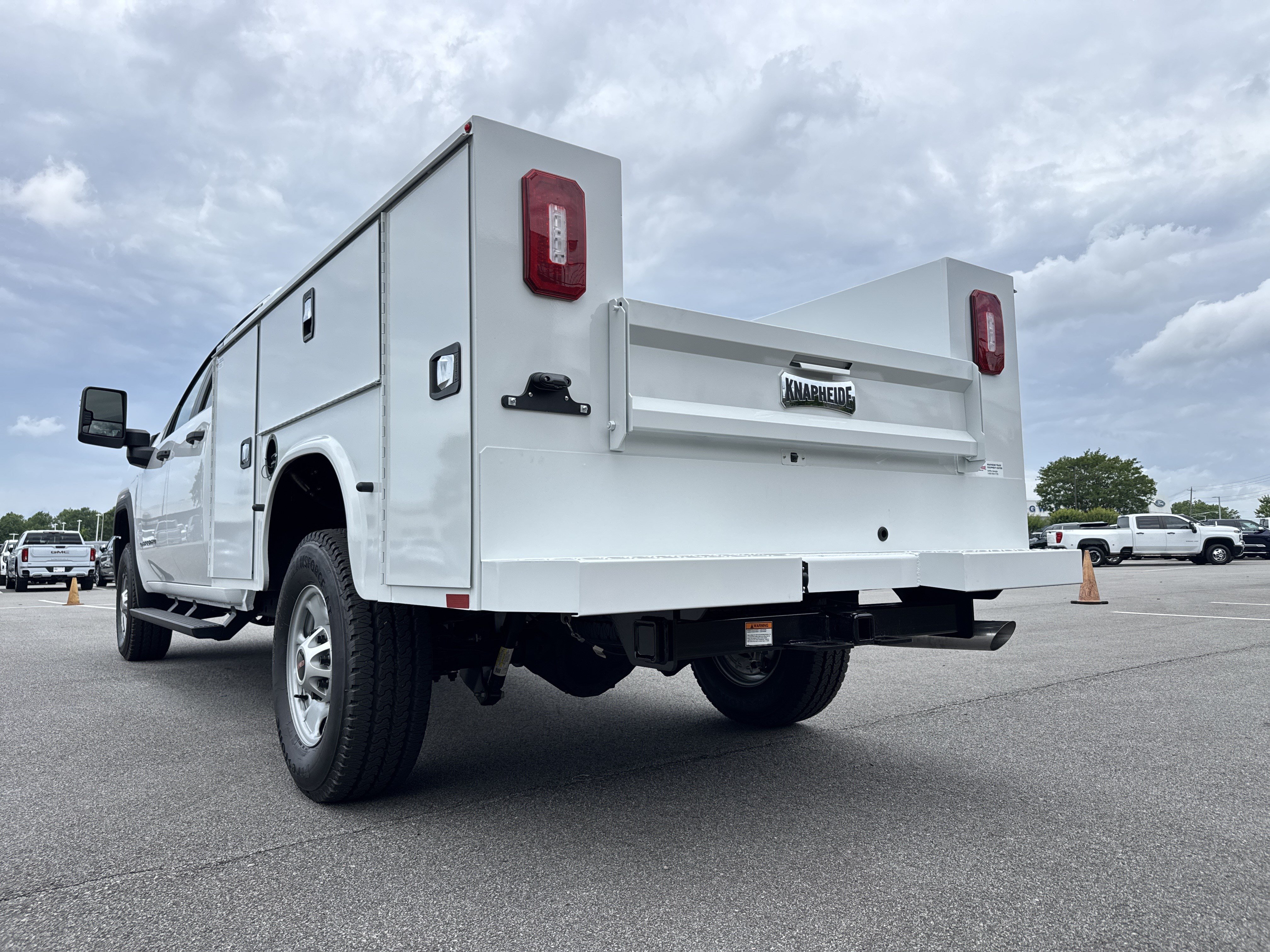 New 2026 GMC Sierra 2500 Pro w/ Convenience Package AWD/4WD image 8
