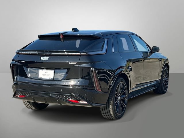 New 2026 Cadillac Lyriq V w/ LPO, Floor Liner Package AWD/4WD image 14