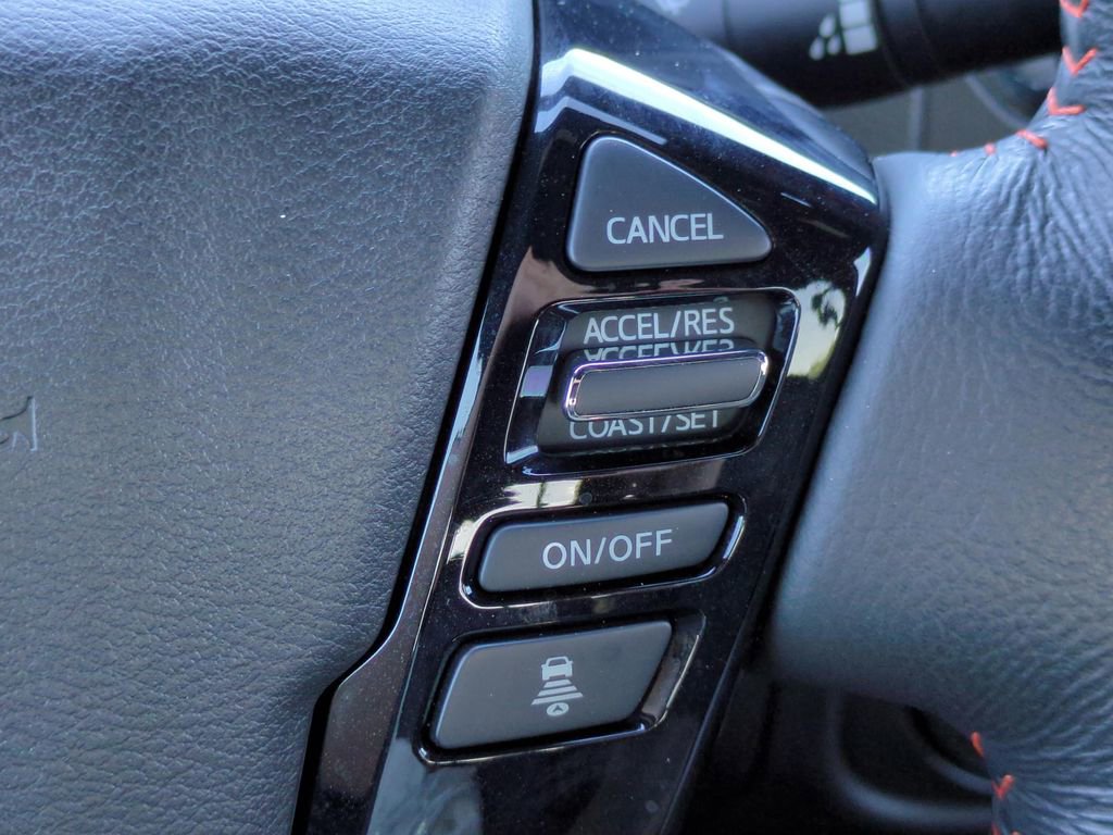 Used 2023 Nissan Frontier PRO-4X w/ Pro-4X Premium Package image 15