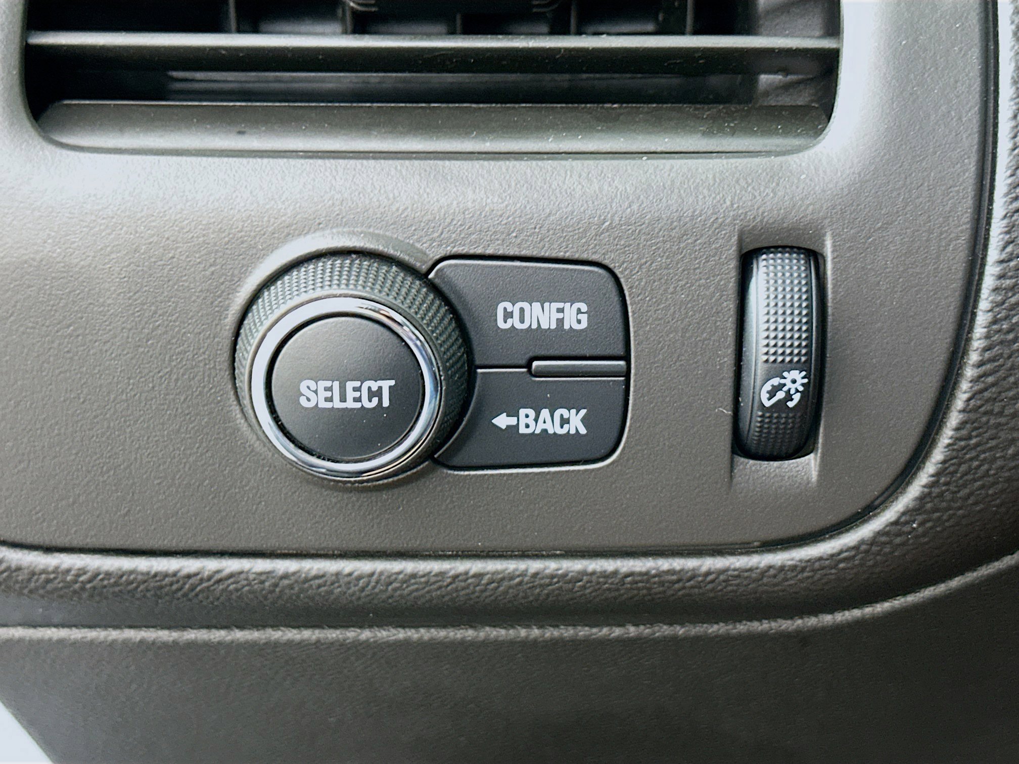 Used 2014 Chevrolet Volt FWD image 16