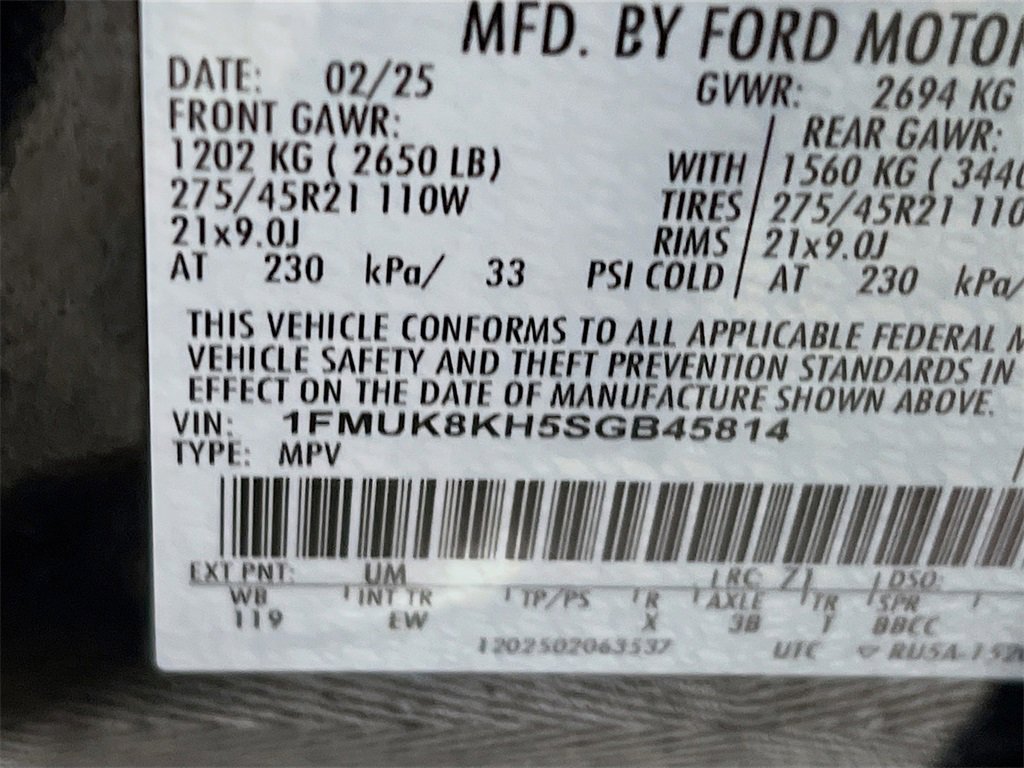 Used 2025 Ford Explorer ST-Line w/ ST-Line Street Pack image 33