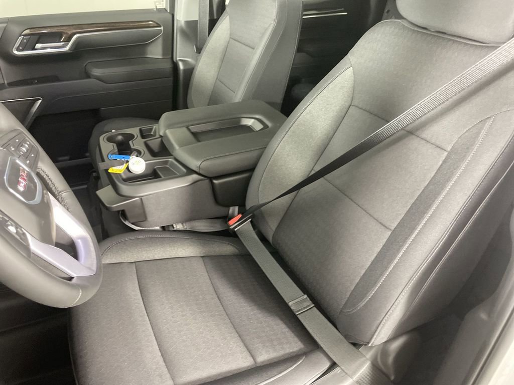 Used 2025 GMC Sierra 1500 Elevation image 19