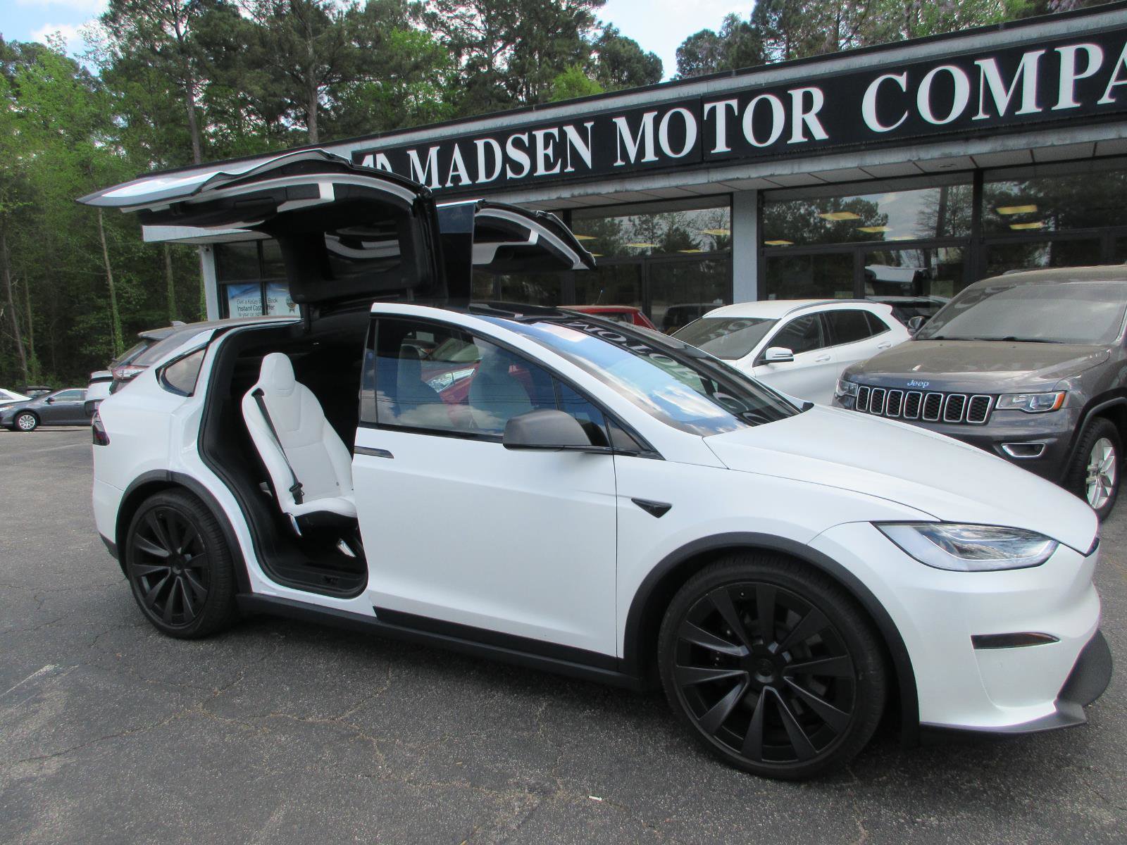 Used 2022 Tesla Model X AWD/4WD image 14