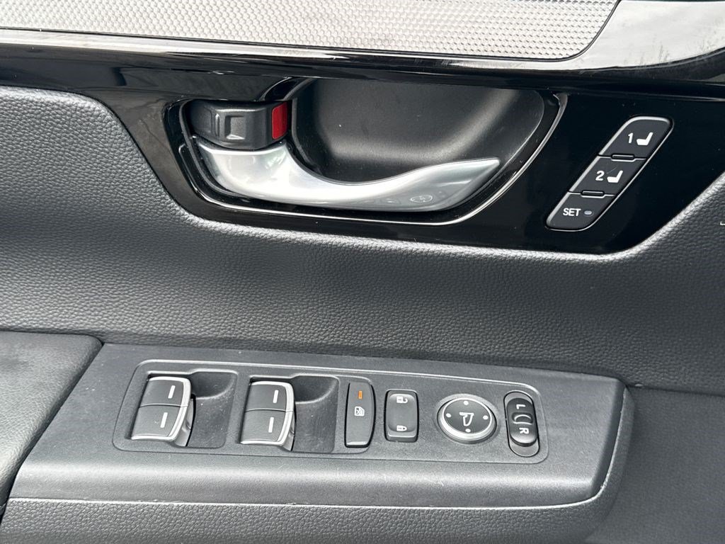 Used 2023 Honda CR-V EX-L image 22