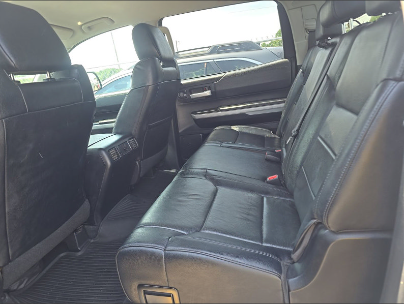 Used 2020 Toyota Tundra SR5 w/ SR5 Leather Package RWD image 10