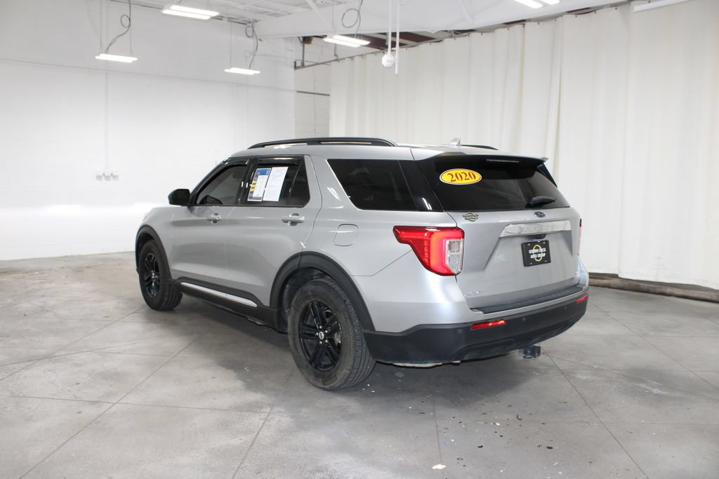 Used 2020 Ford Explorer XLT w/ Comfort Package RWD image 7