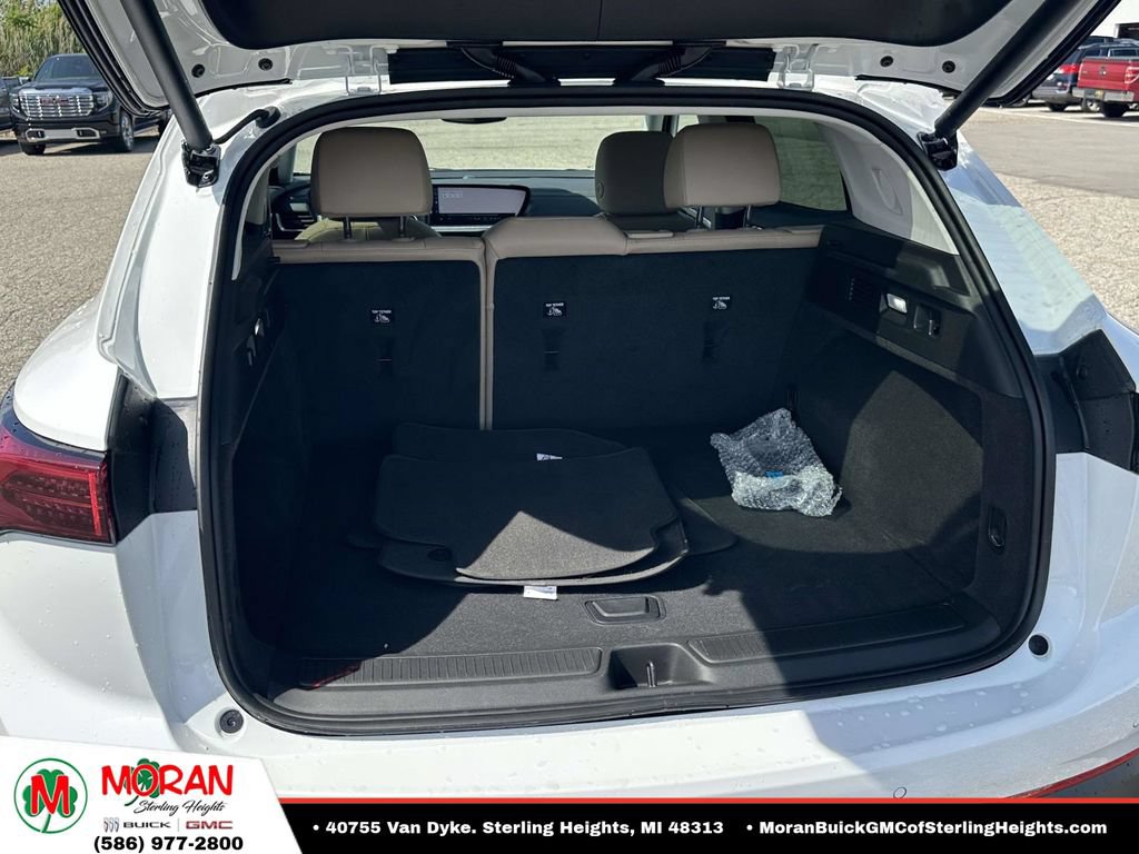 Used 2024 Buick Envision Preferred AWD/4WD image 11