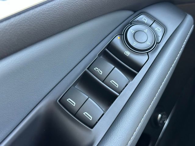 Used 2021 Buick Enclave Essence AWD/4WD image 23